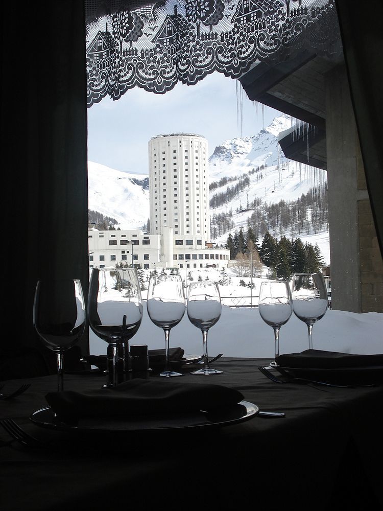 Hotel Biancaneve Sestriere Exterior foto